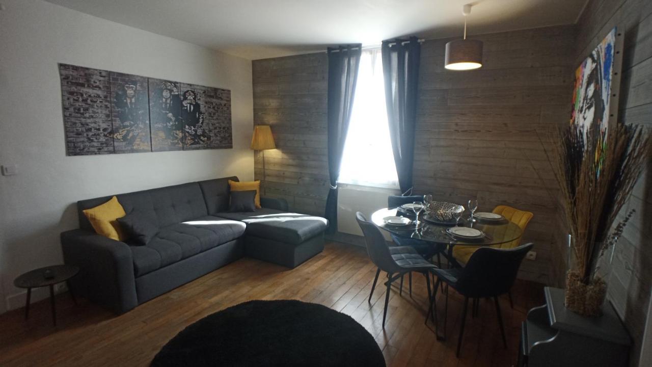 Coeur De Ville, Calme, Spacieux,Parking Et Wifi ! Chartres Luaran gambar